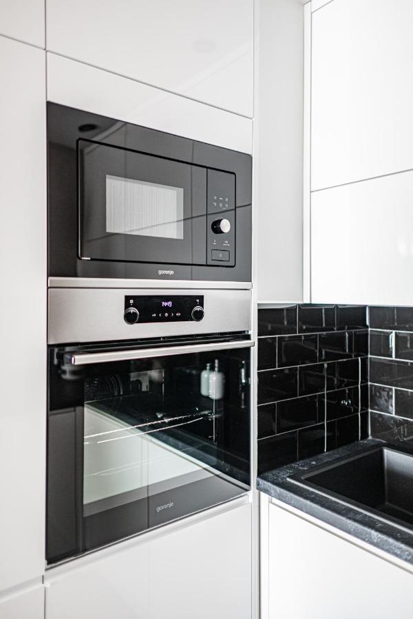 Apartment 24H With Free Garage And Ac Jagielly 5 Вроцлав Экстерьер фото