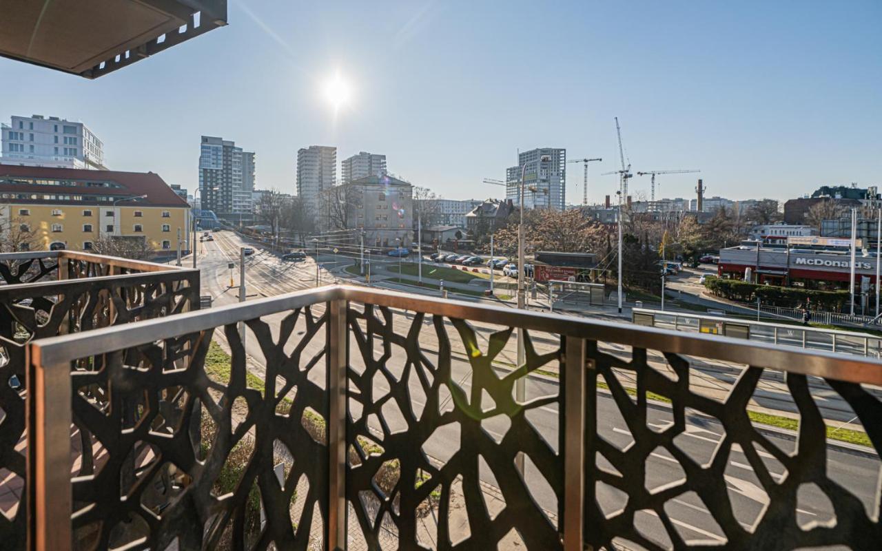 Apartment 24H With Free Garage And Ac Jagielly 5 Вроцлав Экстерьер фото